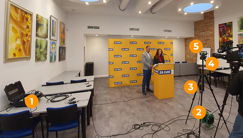 Live streaming online with AudioPressBox - Press conference panel — AudioPressBox providing audio distribution for media